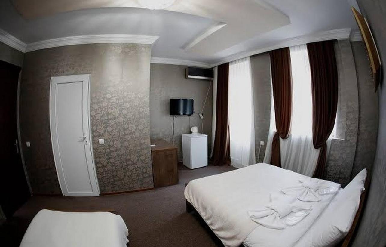 Royal Hotel Tiflis Exterior foto
