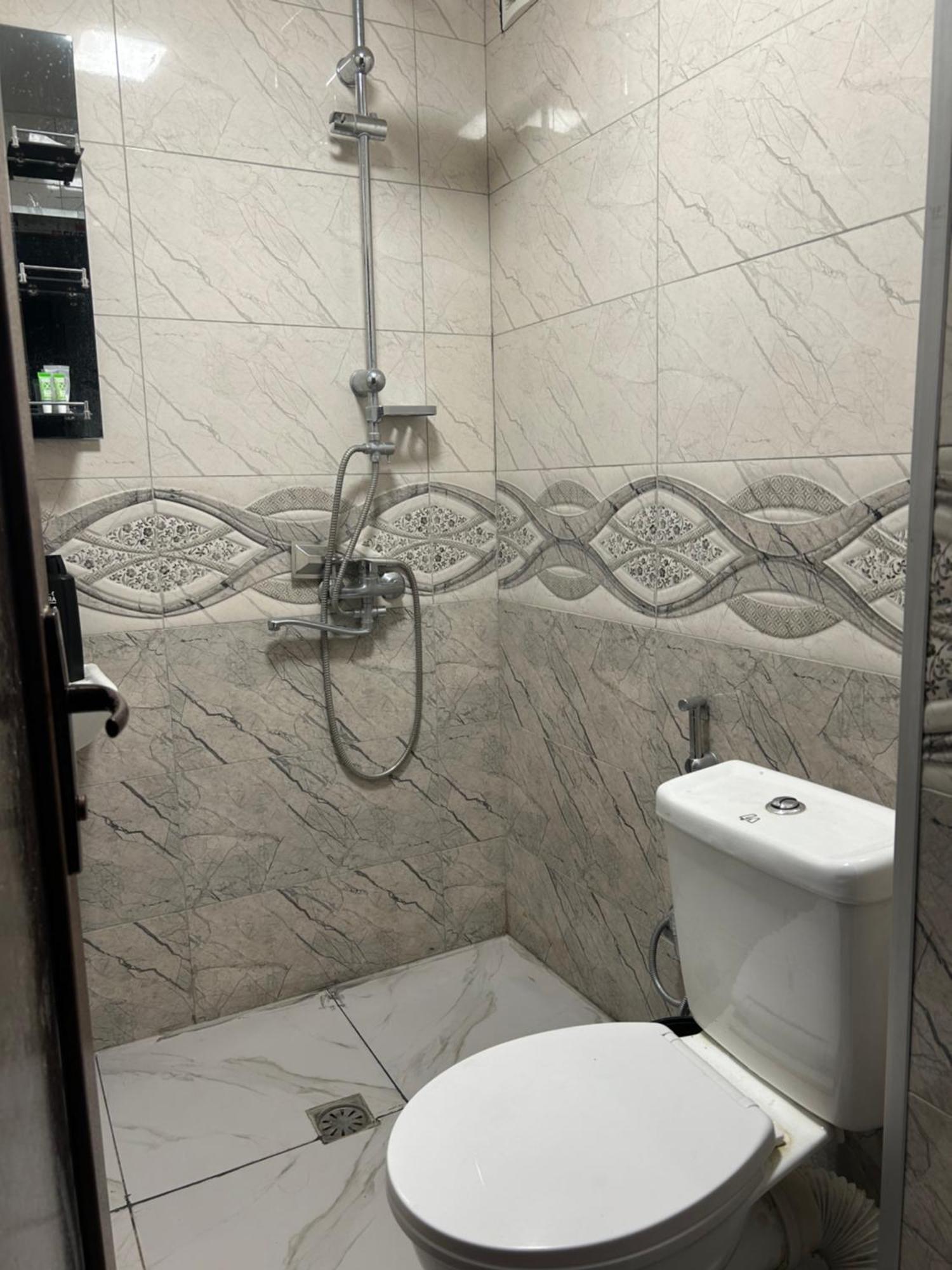 Royal Hotel Tiflis Exterior foto