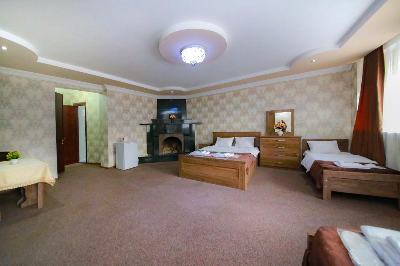 Royal Hotel Tiflis Exterior foto